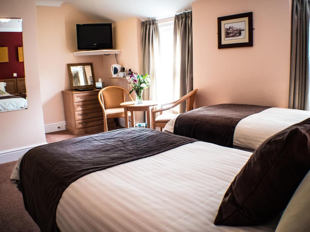 Glen Mona Hotel Дъглас Екстериор снимка